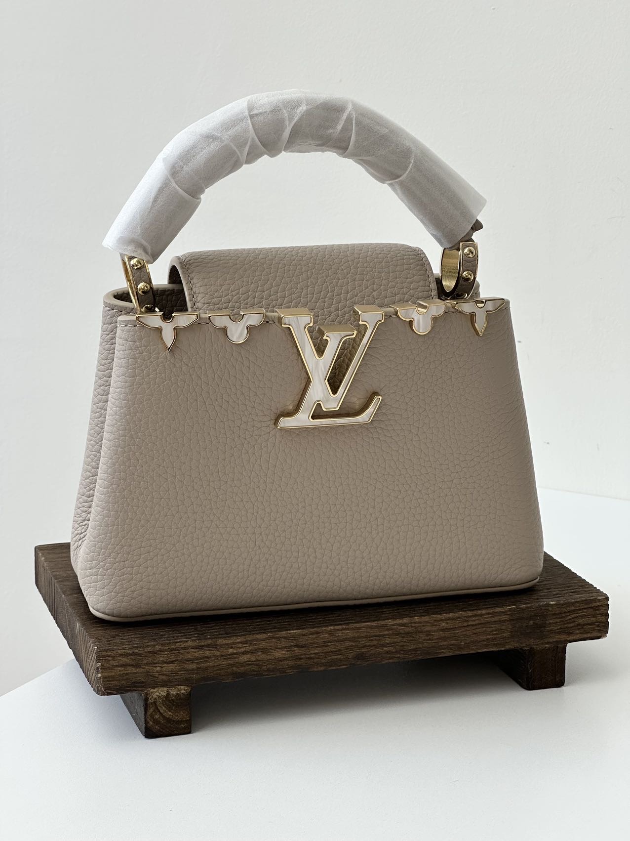 LV CAP 大象灰珐琅 芯片款 附件：尘袋 肩带